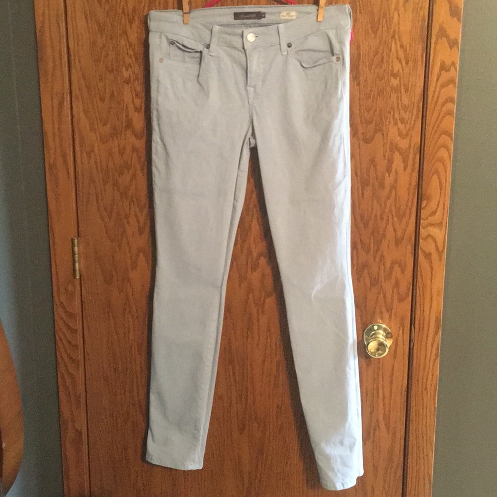 Women’s jeans